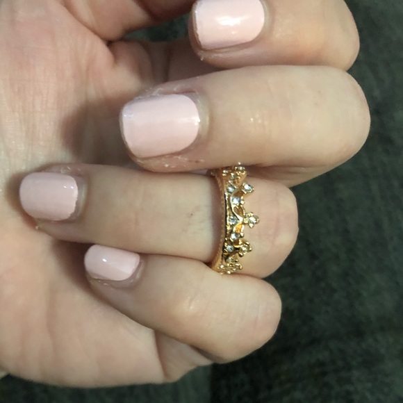 💍 Crown Ring 💍 - Picture 3 of 3